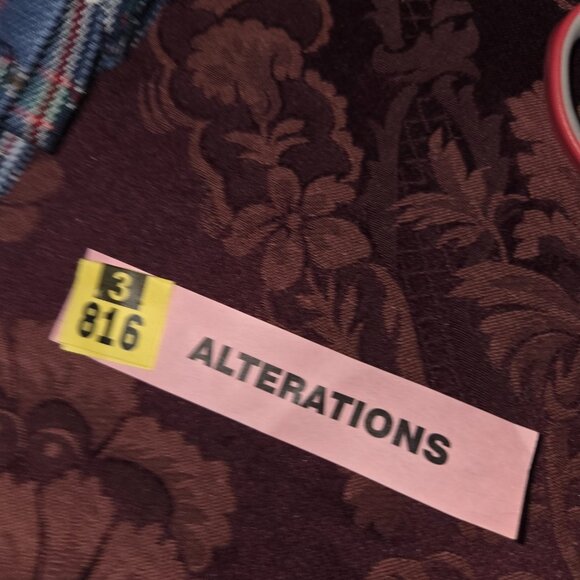 Celtic craft Center the Royal Mile Edinburgh Tartan Skirt Kilt & Scarf - Picture 8 of 9